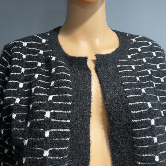 89th + Madison Cardigan - Picture 5 of 8